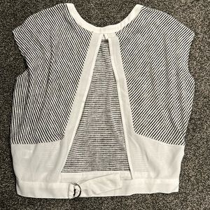 Express top with open back